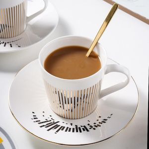 Cups Saucers Dynamic Reflection Mirror Cup Creative Ceramic Afternoon Tea Coffee Saucer European Light Luxury Reflective