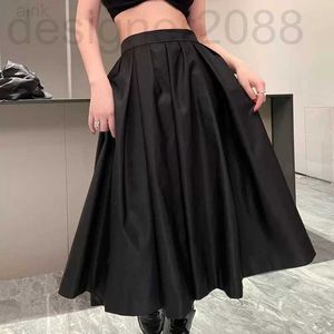 Skirts Designer Womens Sexy Summer A-Line Skirt Ladies Girl Dress with Badge Letter Printed Dresses 3 Styles Casual Shorts 3OFC