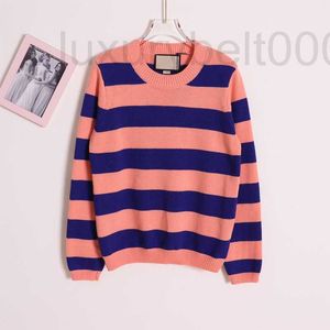 Maglioni da donna firmati nuovo girocollo stile slouchy maglione pullover in lana a righe larghe top rosa che riduce l'età D2TA