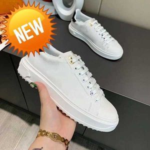 2023 Scarpe casual con fondo in cristallo Triple S Low Old Sneaker Boots Scarpe da donna da uomo Sneakers mjklh001