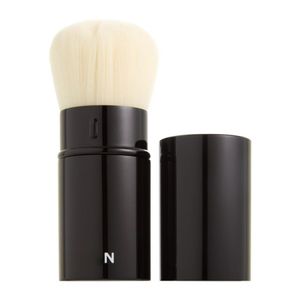 Les Pinceaux RETRACTABLE KABUKI BRUSH N ﾰ 108 - أداة فرشاة بودرة محمولة للسفر وأحمر خدود برونزر لمستحضرات التجميل