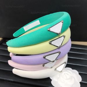 Yeni Deluxe P-Letter Headbands Fors Womens Meapwear Saç Band Süper kuaför için Kadınlar için Uygun Yoga Fitness Çok Renkli Seçim Partisi Hediye Toptan