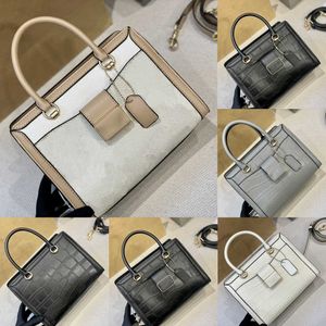 Ny Grace Tote Bag designers väska totes 5 färger axel lyxiga handväska guld bokstav läder crossbody väskor mode shoppare väskor handväska 221208