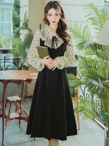 Casual Dresses Elegant Lady Black Dress Korean Chic Design Bow Lace Stand Collar Flare Sleeve Midi för Date Party Night Robe Noir