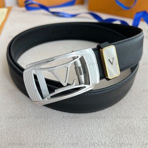 Luxury Steel Buckle Designer Belt Fashion Gold V Letter Genuine Leather Belts For Men Cowskin Womens Lux Silver Waistband 35MM With Box Top