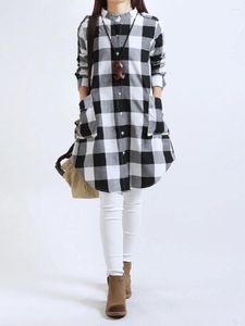 Kvinnors blusar Autumn Plus Size Cotton Blus Mid-Längd långärmad linne Cardigan Fashion Plaid Shirt Spring Women Long Bra