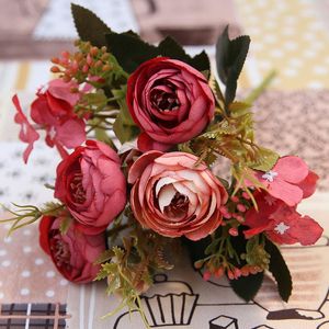 Fleurs décoratives Fleur artificielle Simulation simple Rose Rose Haut-De-Mariage Bride Home Dining Table Plant Decoration Françoire