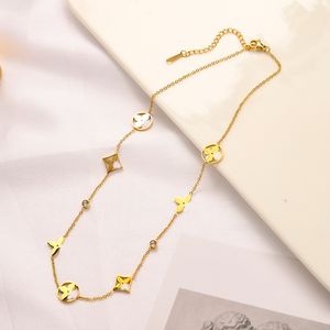 SailorMoon bleknar aldrig 18K Gold Plated Luxury Brand Designer Pendants Halsband Crystal Rostfritt stål Brev Choker Pendant Necklace Chain Jewelry Gifts 795