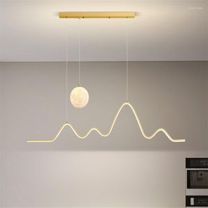 Lampade a sospensione Lampada da sala da pranzo Lampadario Moderno geometrico LED Creativo Moon Arc Hillside Bar Light