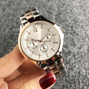 Orologi da polso Oro Argento Casual Orologio al quarzo Moda Donna Acciaio inossidabile Vestito da ragazza Orologi Orologio Relogio FemininoOrologi da polso Orologio da polso