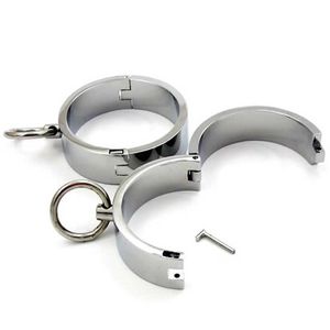 Articoli di bellezza Manette da uomo in acciaio inossidabile Manette per cavigliere in metallo Polsini da polso per coppia BDSM Bondage Restrizioni Gioco per adulti Giocattoli sexy