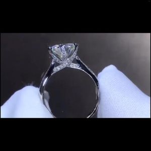 Klusterringar Pure 18K White Gold Double Row Diamond Ring Full Moissanite 2 S D Color Wedding For Ladies Special Custom