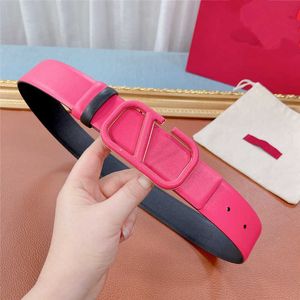 New Women Belt Classic Vintage Letter V-buckle Dress Denim Pants Belts Width 4CM Top Designer Belt Boutique Gift Box