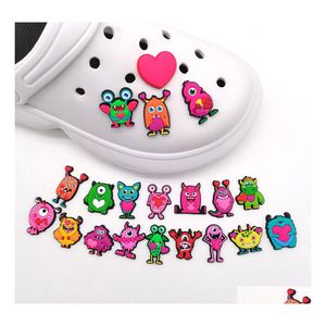 Części do butów Akcesoria Charms Hurtownia wspomnień z dzieciństwa Śliczny potwór Walentynki Cartoon Croc Pvc Dekoracja Klamra Miękkie pocieranie Dh5Ry