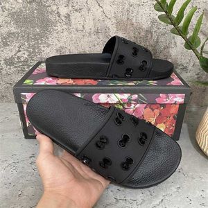 Klassiska sandaler designer tofflor slide flip tofflor causal tofflor blommig brokad utrustning botten rand strand män och kvinnor super