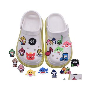 Schuhteile Zubehör Charms Großhandel Kindheitserinnerungen Hai Ozean Fisch Cartoon Croc PVC Dekoration Schnalle Weichgummi Clog Fa Dhyuf