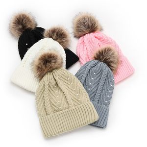 Partihandel anpassad beanie logotyp vävd etikett 100% akryl mode beanie hatt stickad beanie vinter hatt de997