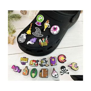 Parti di scarpe Accessori Charms Ricordi d'infanzia all'ingrosso Strega Magia Regalo divertente Cartone animato Croc Pvc Decorazione Fibbia Gomma morbida C Dh4H7