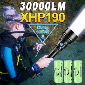 Flashlights facklor Dyk 1000m XHP190 Professionell dykningslampan Uppladdningsbar 30000lm Dykningsfackla under vattnet Lantern IPX8 Super Waterproof Lamp 0109