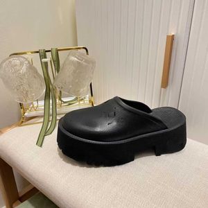 Brand Casual Shoes family women's summer new round head flat bottomed beach shoes large thick bottomed slippers half slippers for external