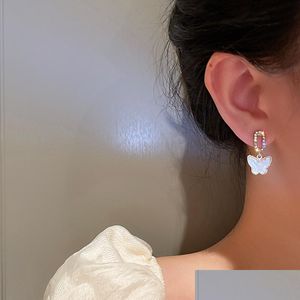 Dangle Chandelier Korean Shell White Butterfly Earrings For Women Cute Small Simple Animal Crystal Drop Party Wedding Jewelry Deliv Dh7W3