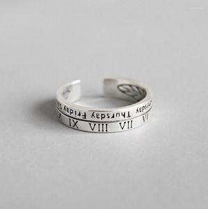 Klaster Pierścienie osobowość 925 Sterling Silver Retro Roman Roman Digital Girl Ring Ring Vintage Style Lover Biżuteria