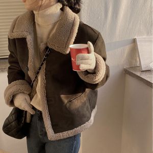 Damskie palenie parkas zima ciepła zamszowa kurtka krótka płaszcz Koreańszy moda jagnięce jagnięce samotne piersi na świeżym powietrzu 230109