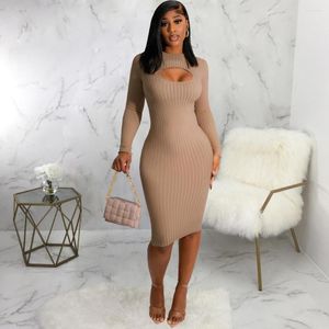 Casual Dresses Cozok 2023 Autumn Winter Knit High-End Young Sexy Club Turtleneck Full Sleeve Hollow Out High midje Women Long Pencil Dress