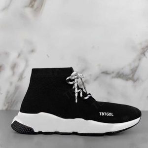 2023 Meias masculinas femininas Fly Knit Speeds Tênis de corrida com plataforma Tênis de corrida masculino Triplo Preto Branco Meia sapatos esportivos casuais com caixa EU36-46 NO17A