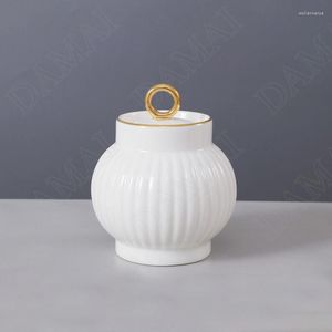 Garrafas de armazenamento tanque de porcelana de osso dourado com tampa Distribuidor de cereais Sala de café Cubos de açúcar Organizador decoração Modern