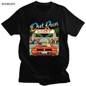 メンズTシャツ日本のアーケードレーシングビデオゲームアウトランTシャツメン半袖コンソールゲーミングTshirt Outrun CottonTee230110