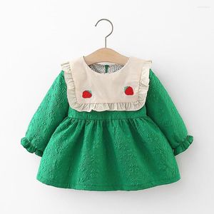 女の子のドレス幼い女の子ドレス2023秋生まれのレース刺繍イチゴのかわいいチュチュ・プリンセスクリスマスパーティーの赤ちゃんのヴェスティド