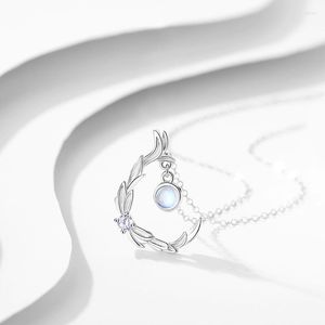 Pendant Necklaces Fashion Moonstone Olive Branch Silver Plated Leaf Personality Clavicle Chain MS052