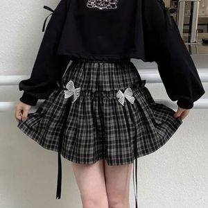 Saias houzhou kawaii gótico lolita saia xadrez feminina gótica arco preto alta cintura aline mini japonês estilo harajuku menina macia 230110