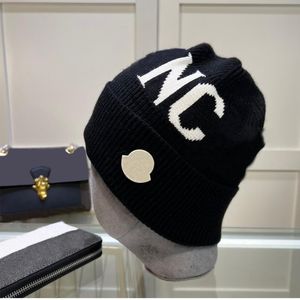 Designer Beanie Luxury Hat Cap Sticke Hat Skull Winter Unisex Cashmere Letters Casual Outdoor Bonnet Knit Hats 4 Färger