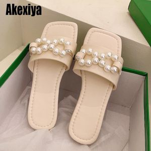 Pearl Pasek cienki kapcie Buty 575 Sandały modowe Rzymskie płaskie kobiety Flip Flip Flops Casual Beach BC417 256 974 5