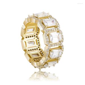 Fedi nuziali Gioielli di moda hip-hop di alta qualità Iced Out Cubic Zirconia Micro Pave Four Baguette Accessori donna Regali