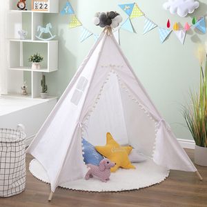 Tende giocattolo 1.3M Tenda per bambini portatile Tipi Tende indiane per bambini Grande casetta per bambini Casa da campeggio all'aperto Bambino Teepee Castle Carpet 230111