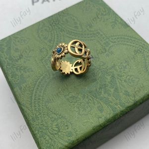 Designer Ringar Mode Solblommor Guld Manschett Designer Smycken För Kvinnor Lyxig Kedja Armband Med Ädelstenar Halsband Kärlek Ring Herr G Med Box