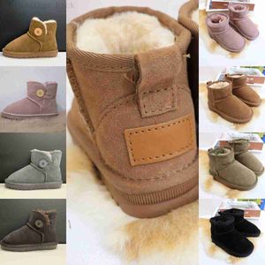 Ungdom Kid Mini -knapp Suede Fårskinn Stövlar Päls Kort ankel Calf Casual Chestnut Booties Australien märkesvaror Outdoor Winter Shoes Shearling