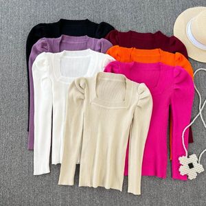 Kobiety swetry jesienne i zimowe temperament retro T-Shirt Damskie rękawy Puff Square Kołnierz Slim Fit Thin Bottoming