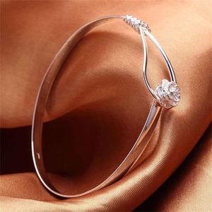 Romantyczna romantyczna róża luksusowa biżuteria na 2023 Lady Women Party Wedding Gift Kpop Silver Plated Bracelets Trend Charm