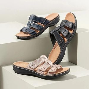 Slippers mulheres de verão sandálias confortáveis ​​para sapatos de senhora Solid Beach Praia ao ar livre cunhas Ladies Soll Slide