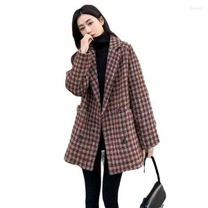 Kvinnors kostymer Woolen Suit Women Coat Autumn Winter 2023 Fashion Korean Slim Plaid Wool Blazers Woman Jacket Casual Ladies Blazer Tops E50