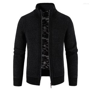 Camisolas masculinas 2023 Autumn Winter Knit Wear Fashion Casual Stand Collar Cardigan Sweater Chenille Men's Jacket Coat 21q2434