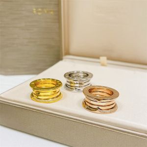 Designer de luxo Mulheres anéis de casamento bg três colrs diamantes completos jóias anel de jóias femininas lascas de boa qualidade amantes