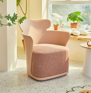椅子は、北欧のクリエイティブシングルソファデザイナーレイジータイガーホームベッドルームライトラグジュアリーレジャーファブリックネゴシエーションをカバーしています