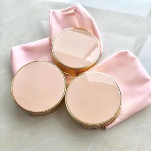 Marka kalitesi En preslenmiş toz makyaj Güzellik Pudra Mat Doğa 10g Pouder de beaute Pouder Embellissante ücretsiz alışveriş