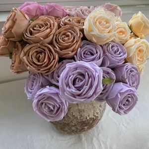 Flores decorativas Flor artificial Rosas de seda de seda vermelha Rosas falsas Buquê de noiva Bouquet Decoração de plantas florais Buquês de rosa grandes