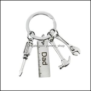 Keychains Bedanyards 50pcs/lote Novo a￧o inoxid￡vel Dads Tools Keychain Vov￳ Chave de fenda Hammer Keyring Padre Gifts1 85 W2 DRO DHE9D